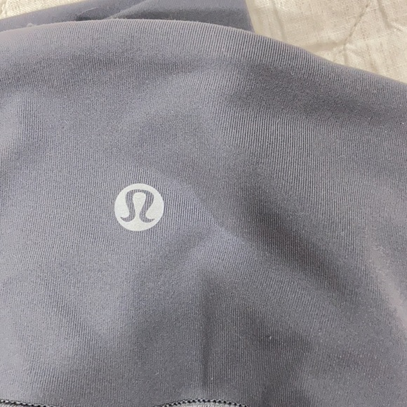 Lululemon mesh in motion  crop leggings - Picture 8 of 8
